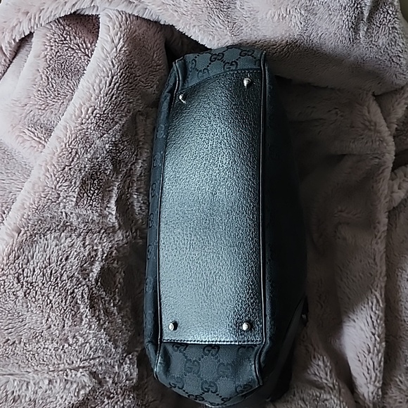 Authentic black Gucci canvas satchel with black leather handle - Picture 3 of 11